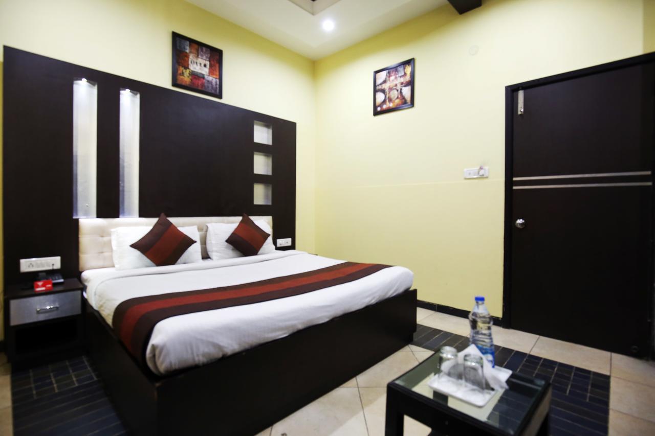 Hotel Mm Yellowuds Amritsar Esterno foto