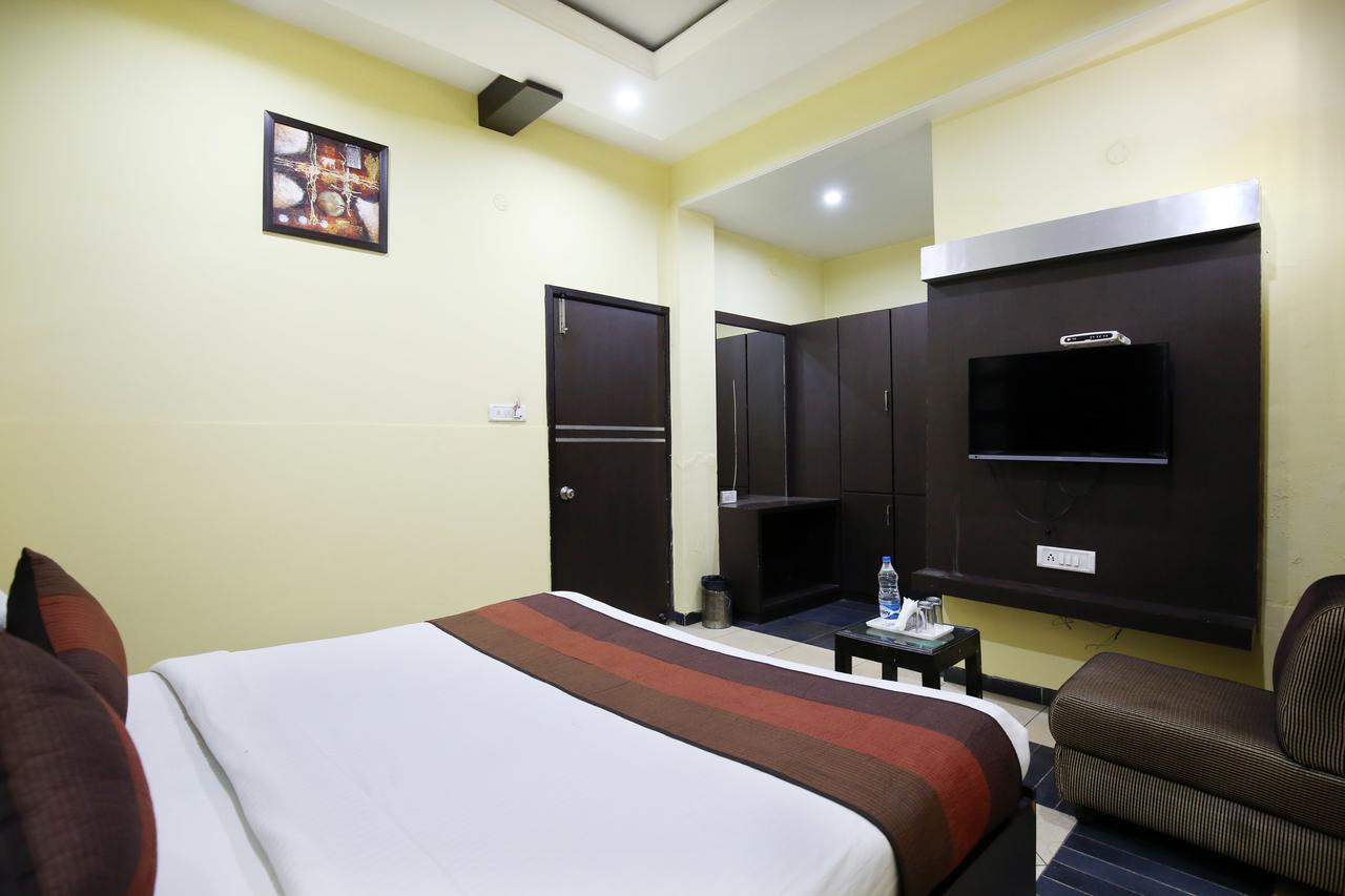 Hotel Mm Yellowuds Amritsar Esterno foto