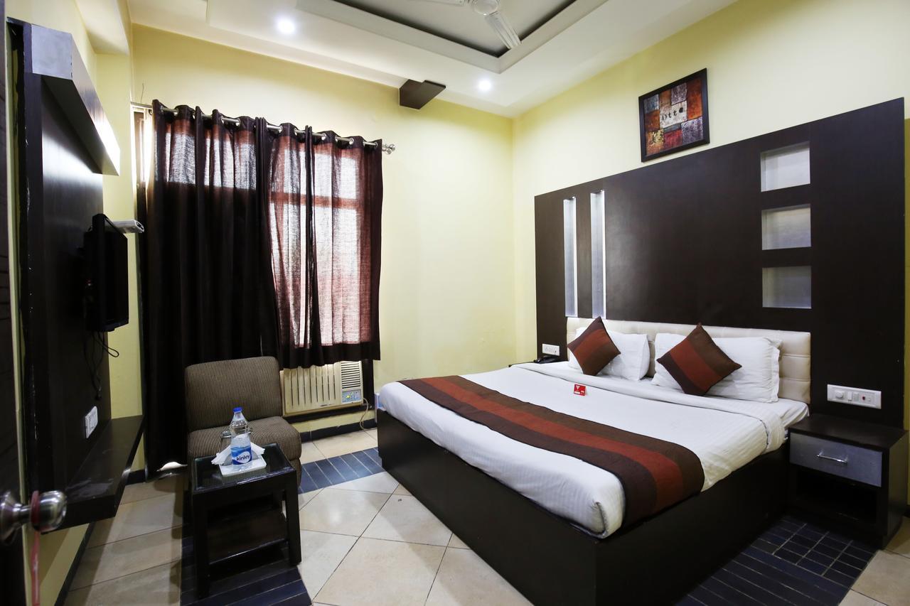 Hotel Mm Yellowuds Amritsar Esterno foto