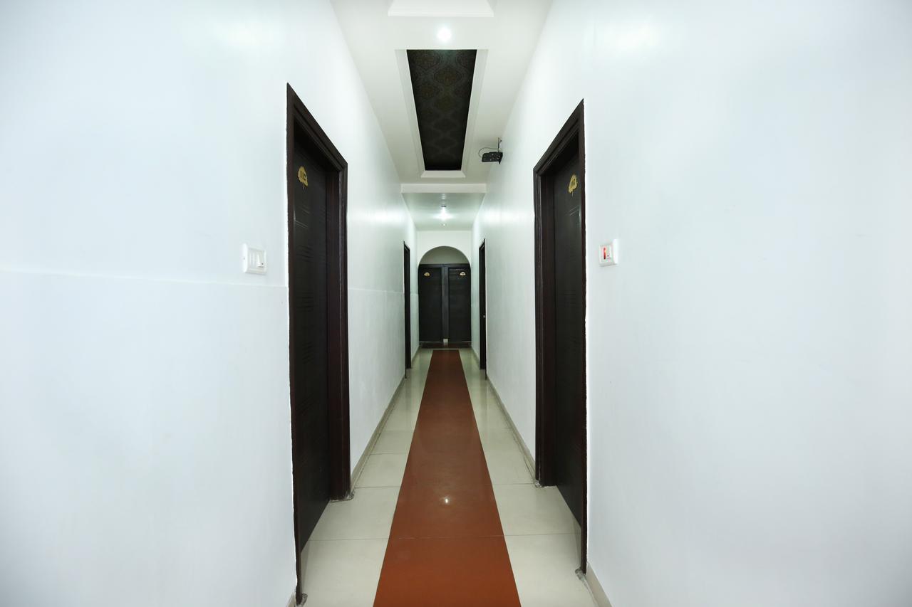 Hotel Mm Yellowuds Amritsar Esterno foto