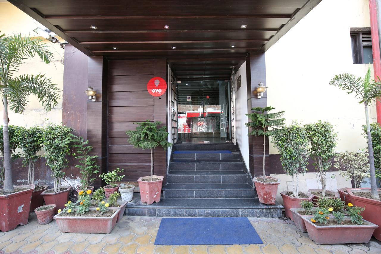 Hotel Mm Yellowuds Amritsar Esterno foto